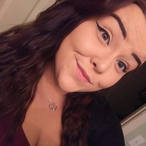 Meet your Posher, Brandi